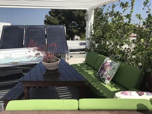 thumbnail: Terrace/patio
