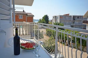 thumbnail: Balcony