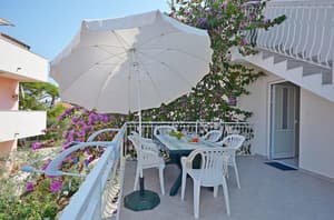 thumbnail: Balcony