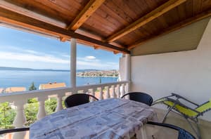 thumbnail: Balcony