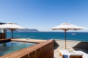 thumbnail: Outdoor pool