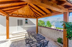 thumbnail: Terrace/patio