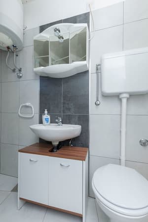 thumbnail: Bathroom