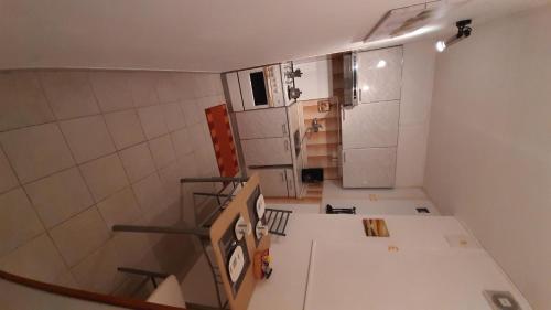 373997484.jpg