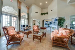 thumbnail: Living area