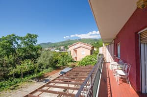 thumbnail: Balcony