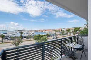 thumbnail: Terrace/patio