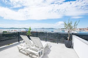 thumbnail: Terrace/patio