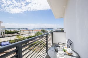 thumbnail: Balcony