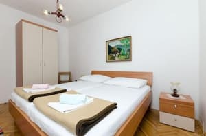 thumbnail: 120656805.jpg