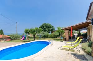 thumbnail: Outdoor pool