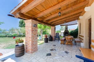 thumbnail: Terrace/patio