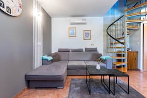 thumbnail: Living room