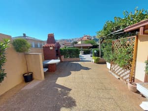 thumbnail: Terrace/patio