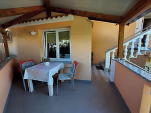 thumbnail: Balcony