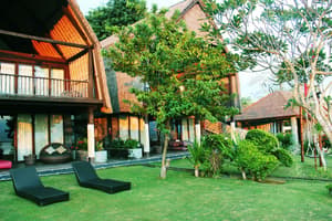 thumbnail: Garden view