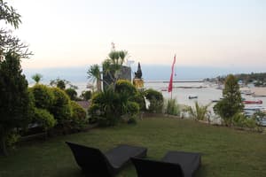 thumbnail: Garden view