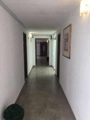 thumbnail: Hallway