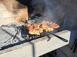 thumbnail: BBQ/picnic area