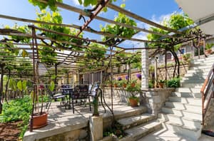 thumbnail: Courtyard
