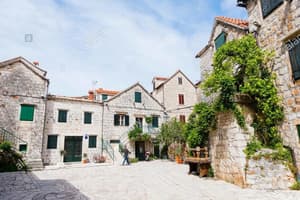 thumbnail: Exterior