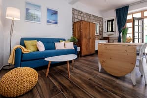 thumbnail: Living room