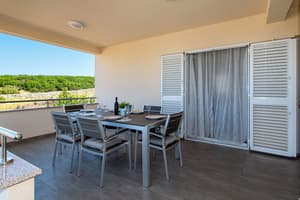 thumbnail: Terrace/patio
