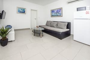 thumbnail: Living room
