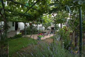 thumbnail: Courtyard