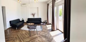 thumbnail: Living room