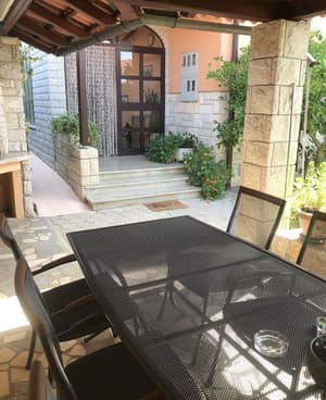 thumbnail: Terrace/patio