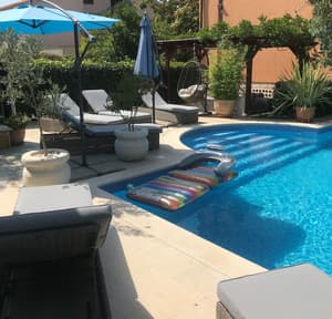 thumbnail: Outdoor pool