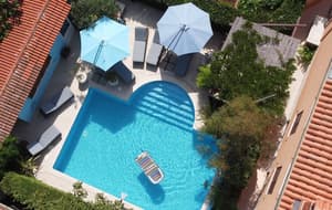 thumbnail: Outdoor pool