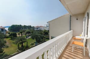 thumbnail: Balcony