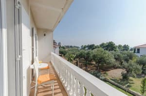 thumbnail: Balcony