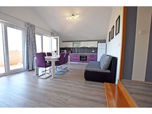 thumbnail: Interior