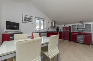 thumbnail: Living room