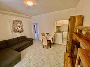 thumbnail: Living room