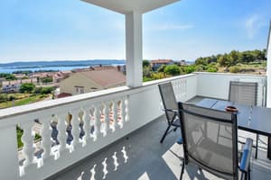 thumbnail: Balcony