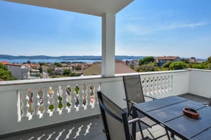 thumbnail: Balcony