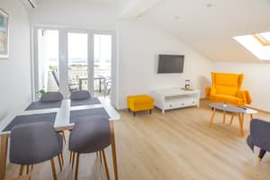 thumbnail: Living room