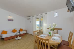 thumbnail: Living room