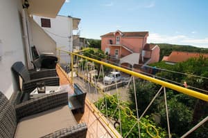 thumbnail: Terrace/patio