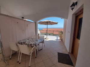 thumbnail: Terrace/patio