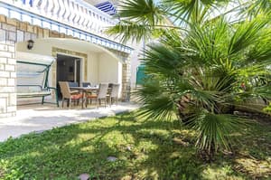 thumbnail: Terrace/patio