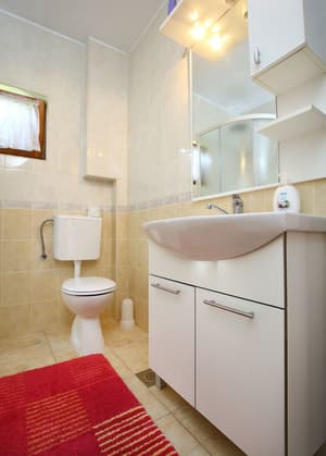 thumbnail: Bathroom