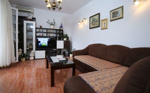 thumbnail: Living room