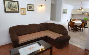 thumbnail: Living room