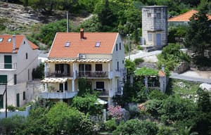 thumbnail: Exterior