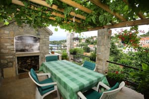 thumbnail: Terrace/patio